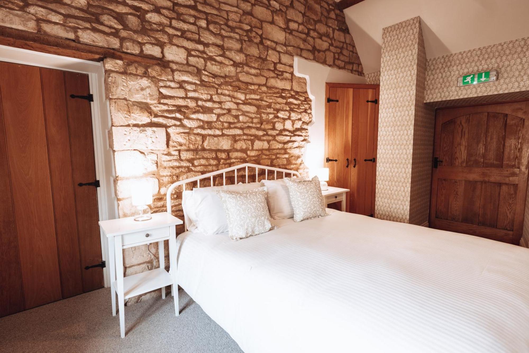The Fox At Barrington Hotel Burford Room photo